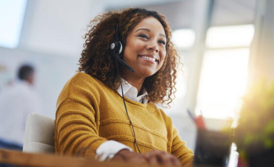 Female consultant customer service